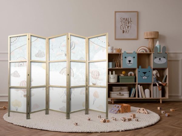 Paravent japonais - Balloons in the Sky - Balloons in pastel colors flying through a cloudy sky - among rainbows and stars