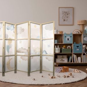 Paravent japonais - Fairy-Tale Moon - Moon with balloons among clouds and stars in subdued colors on a light beige background