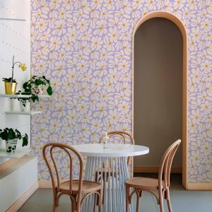 Tapisserie murale - Cute Creamy Little Flowers - Small flowers with creamy - wind-blown petals on a blue background