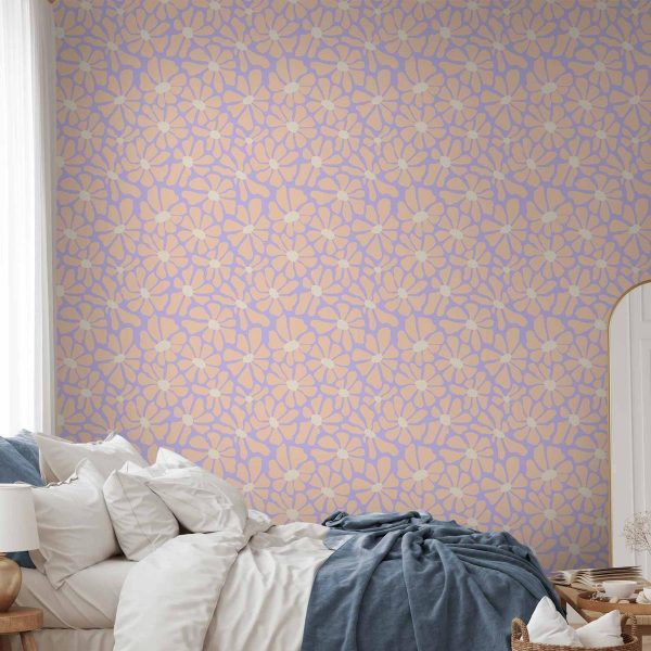 Tapisserie murale - Cute Light-Beige Little Flowers - Small flowers with beige - undulating petals on a blue background