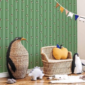 Tapisserie murale - Sports Whistles - Repeating pattern on a striped green background